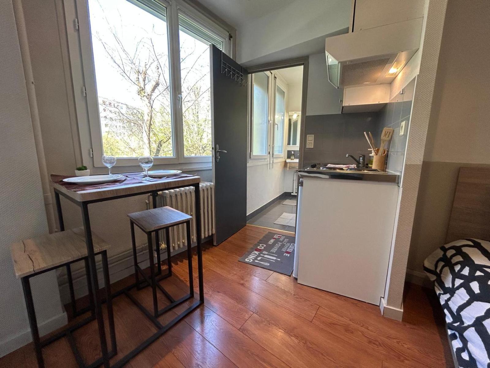 Studio 96 - Wi Fi Fibre - Residence Beausejour - Proche Centre Ville Труа Экстерьер фото